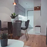 Apartment Tam Skanderbeg Square Center No2 *