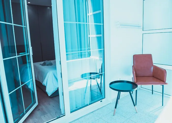 Tam Skanderbeg Square Center No2 * 地拉那