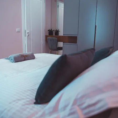 Tam Skanderbeg Square Center No2