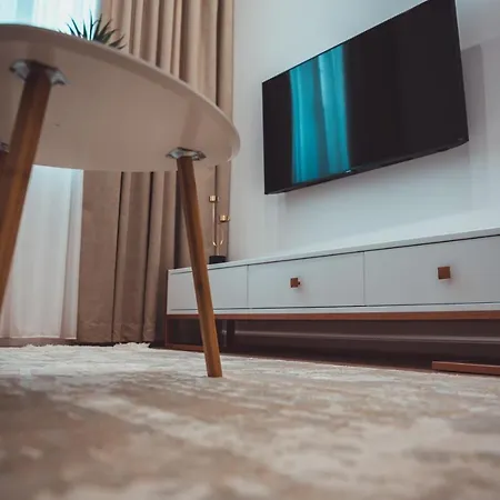 Apartmán Tam Skanderbeg Square Center No2 *