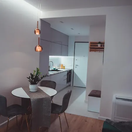 Tam Skanderbeg Square Center No2 *