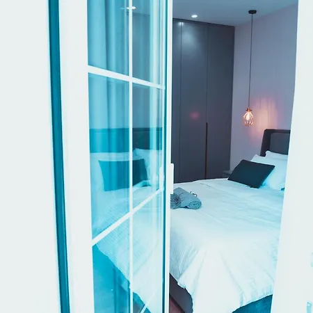 Apartmán Tam Skanderbeg Square Center No2 *