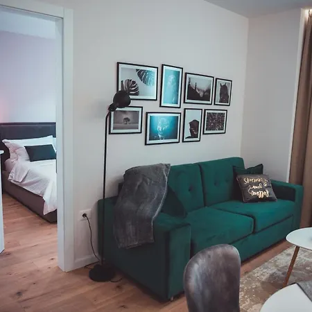 Apartmán Tam Skanderbeg Square Center No2 *