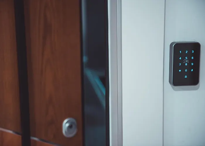 Tam Skanderbeg Square Center No2 * Tirana